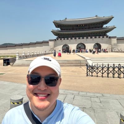 🇲🇳(Mongolia) Хэцүү үед бурханд залбирч байхаар Хэсэгхэн зуур ээжийгээ бодоход Хэцүү бүхэн чинь замхарах болно.
