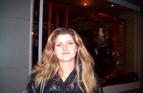 songBoyer4312's profile picture. When you choose your friends, don't be short-changed by choosing personality over character.