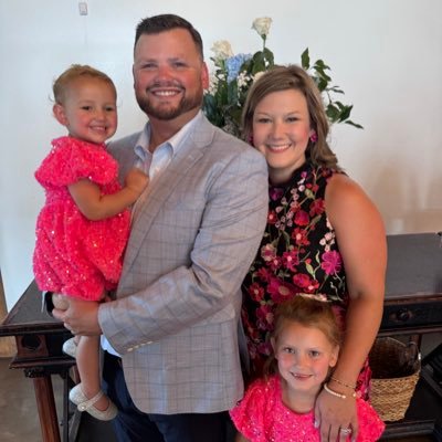 Husband, Dad, Asst. Director of Athletic Training & Rehabilitation (@Marlins) Former PT (@UHCougars). Sports Residency & Fellowship Trained