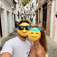 AyH (@ayh243569) 's Twitter Profile