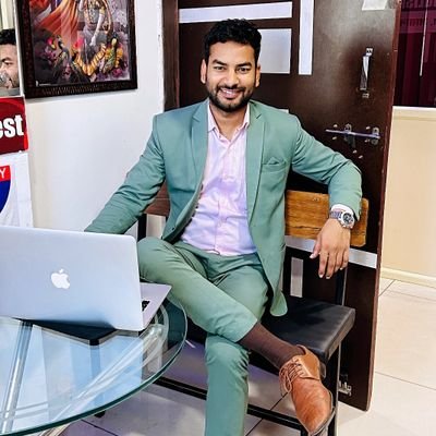 Teacher | Medical Student | Social Media Activist