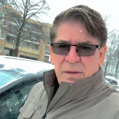 Sarcastic remarks, occasional wisdom. Dreamer by day, night owl by night. Full-time investor.