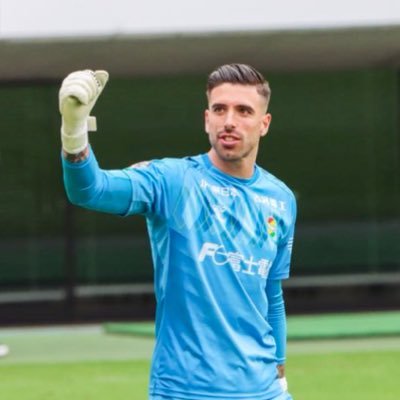 Twitter Oficial. Portero del JEF UNITED CHIBA. Nacido en Gijón. “Si estas luchando vas ganando”