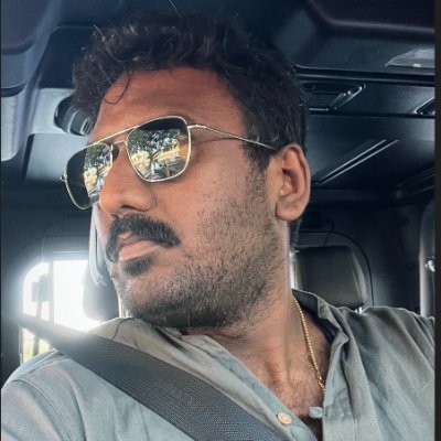 Experience Designer - @Zoho Finance Suite. Formerly @uxindia and @guvi. Soldier and Teacher's son. RT's aren't endorsements. {Thoughts are of my own}