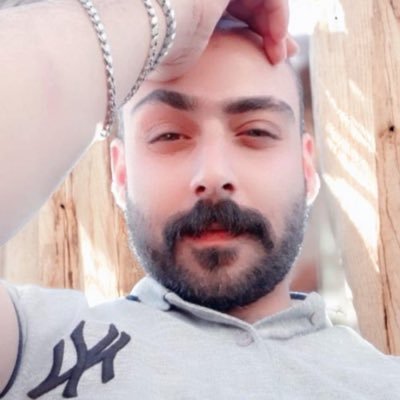 انا ابن العراق
تسقيني دجلة وتحتظنني الفرات
انا ابن بغداد الجميلة🦋🇵🇸🇮🇶
#احمد🖊🐦
https://t.co/862ptnRn7c