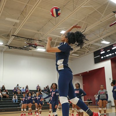 Liberty Magnet High School OPP/OH CO 27’ 5’7 / 131 lb. 3.8 gpa || Email: kaelinpolk16@gmail.com SPVC: #3