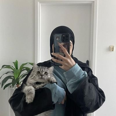 AnushaSabir's profile picture. AI & Web Developer | Solopreneur  | Agentic AI  (Intelligent Agents + Smart Apps) | Women in Tech  | GIAIC Student 🎓 | Open to collabs| ready for remote job