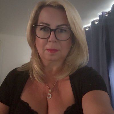 Mistress! Goddess! Your here to serve me