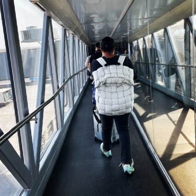 F_bahrain_37's profile picture. 