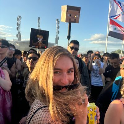 adahazel46's profile picture. 