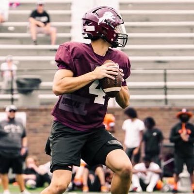 C/O2027 QB|3.9 UWD GPA|NHS Member|6'3|190lbs|2 Sport athlete FB/BB| If you want it, the WORK is not HARD |@QBIMPACT| noahmsmith011@gmail.com