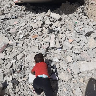 I am a mother of four children under the age of 7. We are hungry and have no shelter. We need help. Please help me to feed my children and bring baby food and m
