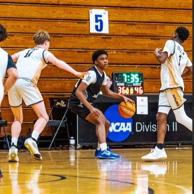 Basketball Football 2029 Saratoga springs NY instagram: aman.isabucket
