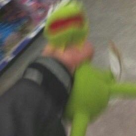 B1tterButterfly's profile picture. weird people DNI. 🏳️‍⚧️🏳️‍🌈🇨🇦 :3