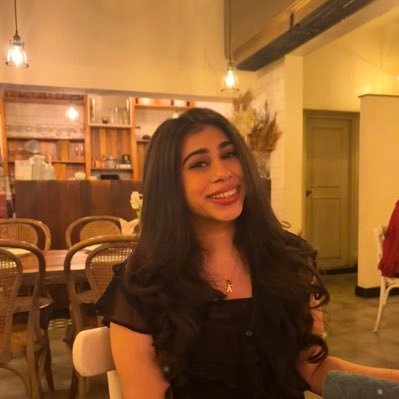 alinatariq_'s profile picture. 