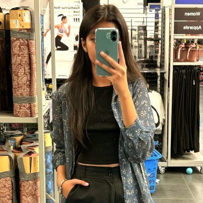ShainaRoyyy's profile picture. 18 y/o ||
Working as hard as I must