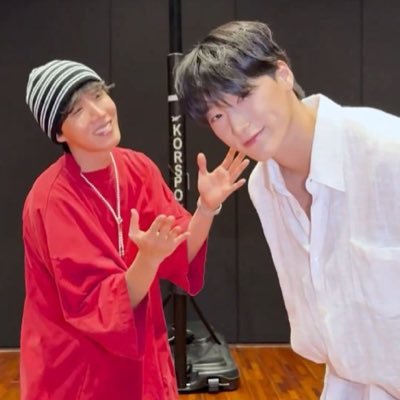 아포방포| armytiny who is here for bts and ateez 🤍 hobi and san lover