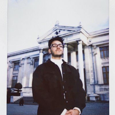 tahapires's profile picture. 