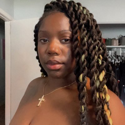B I G L E O NOT THE LIL ONE 💅🏾#GenuineVibesOnly ‼️. Ya Feel Me? Amosc : Cherryontinop