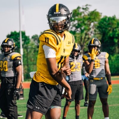 Qb @ Saint Frances Academy (Dual Treat) - C/O 2027🎓| 3.5gpa |QB |6’3 |185lbs| Cell 703-401-3461| email: denarihill2008@gmail.com