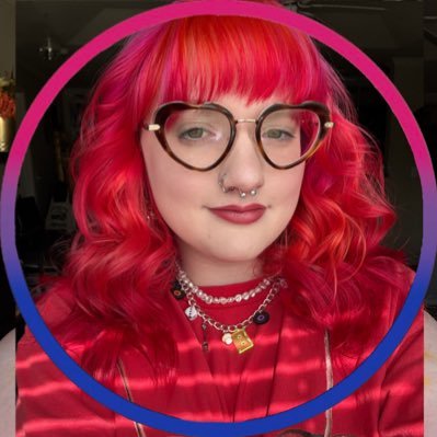 avid taylor swift, phoebe bridgers, and book enjoyer