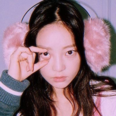 haraplace's profile picture. welcome! hara place is a safe place to our dear @_sweethara and kamilias. make yourself at home and let's remember together of hara's best moments 🐨
