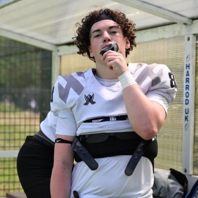 TheoJones08's profile picture. C'O 2027 || RB/FB/MIKE LB || HT:5”9 || Weight: 196.2 lbs || Squat: 264.55 lbs || South London Renegades ||Email:theojones0825@outlook.com