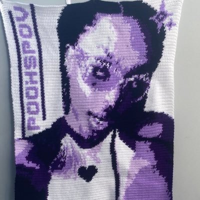 poohspov's profile picture. ☆ collector & creator ☆ custom tapestry commission form: https://t.co/1i2viX2Qgf