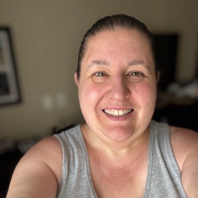 Reds fan. Buckeyes fan. Bengals fan. Lover of Jesus. Single mama to an amazing autistic daughter.