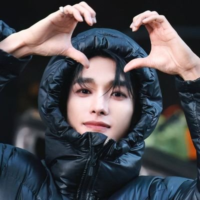 성인에리❤️캐럿💎에비뉴❤️제로즈💙마이❤️
최애:호시,도겸 승관 차애:정한 준 디노
💛안효섭배우님바라기💛