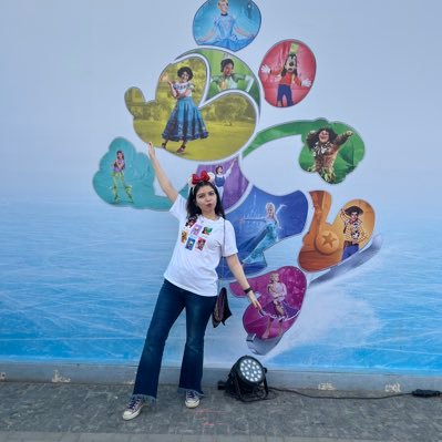 Habiba_1111's profile picture. lost in an artistic world full of music and colors...Instagram/Snapchat : HABIBA_11