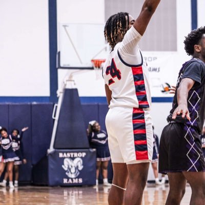 6’2 combo guard / small forward - 🏀 3.5 GPA Bastrop High School