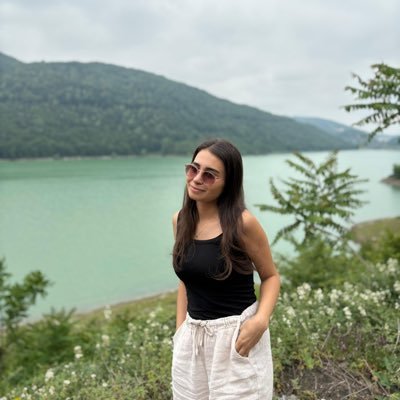 basakbykra's profile picture. 