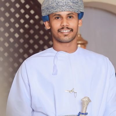 الله سيُعطينا  سيُهدينا سيُرضينا فقط ثق بالله❤️