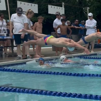 NCAA ID: 2506633500 ☎️ 571-835-6033 UNCOMMITTED
2027 McLean High school (VA)
5'10 165LBS
NCSA qualifier, 100 backstroke