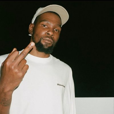 paozituuu's profile picture. damn.