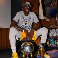 EddieOnHere (@eddiesonhere) 's Twitter Profile