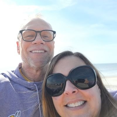60 year old Christian, happily married for over 35 years, proud Dad of 2 sons and Papa of 2 grandsons, love Fitness, Reading, Music, DIY, Sports