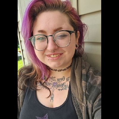 🖤INKED PIERCED & PUDGY🖤
Jess. 28. She/They. Pan. Stoner. Autistic. Cat-Mom. Lazy Comfy Goth. Eclectic Witch. Random Embroidery.