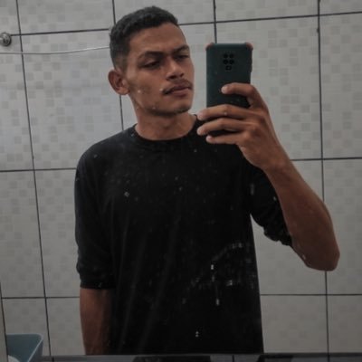 p_xavierz's profile picture. • Fotógrafo, músico, acadêmico não diplomado e mais um monte de coisa