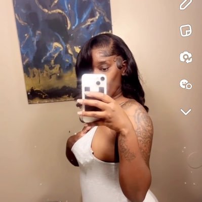 New Twitter But owell Follow Me I'll Follow Back :))) Kencie and Messiah Mommy 😘 Instagram SweeterTheJuice22