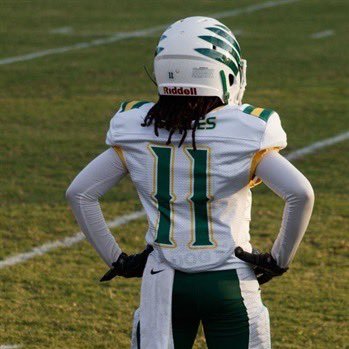 Twin_1125's profile picture. Height 5’4, weight 135, squat 295, bench 135, C/O 2030 # Coppinville jr highscholl