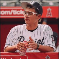 Ethan Leonard-Myers (@e_leonard8) 's Twitter Profile