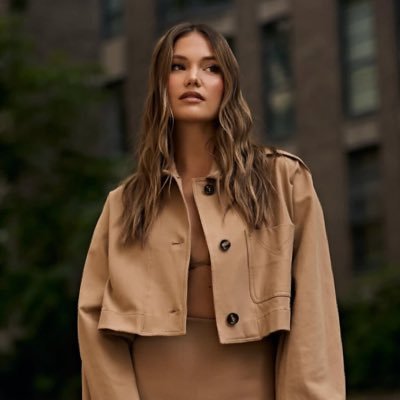 sarahjedits's profile picture. go make today amazing ♡