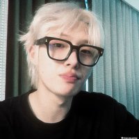 tara (@emptyisperfect) 's Twitter Profile