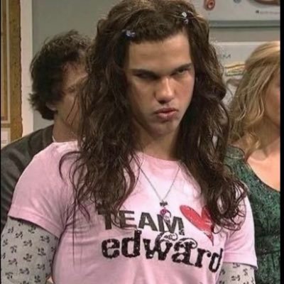 heavenlybai's profile picture. 🌙🧸 𝓭𝓸𝓷’𝓽 𝓲𝓽 𝓼𝓸𝓾𝓷𝓭 𝓼𝓸 𝓼𝔀𝓮𝓮𝓽 ?