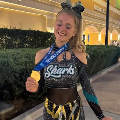 jaifiona's profile picture. 2025 World Champion 🥇🌎 | VAS Blackout 25-26 | Grey reef Sharks 22-25 🦈