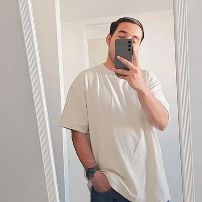 Si no haces nada estúpido cuando eres joven, No tendrás nada de que reírte cuando seas viejo.🥴