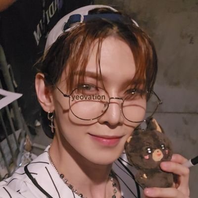 look at the way yeosang rides (my strap)