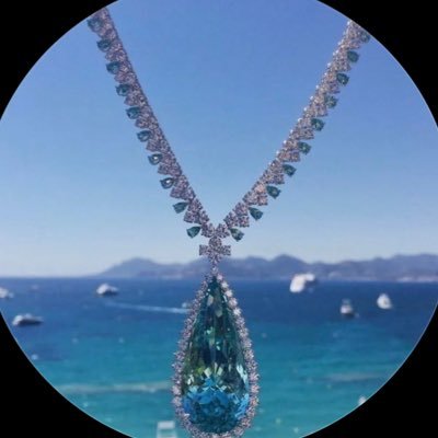 _Manar_120's profile picture. أتخذ من الادب درعا لمواجهة الحياة